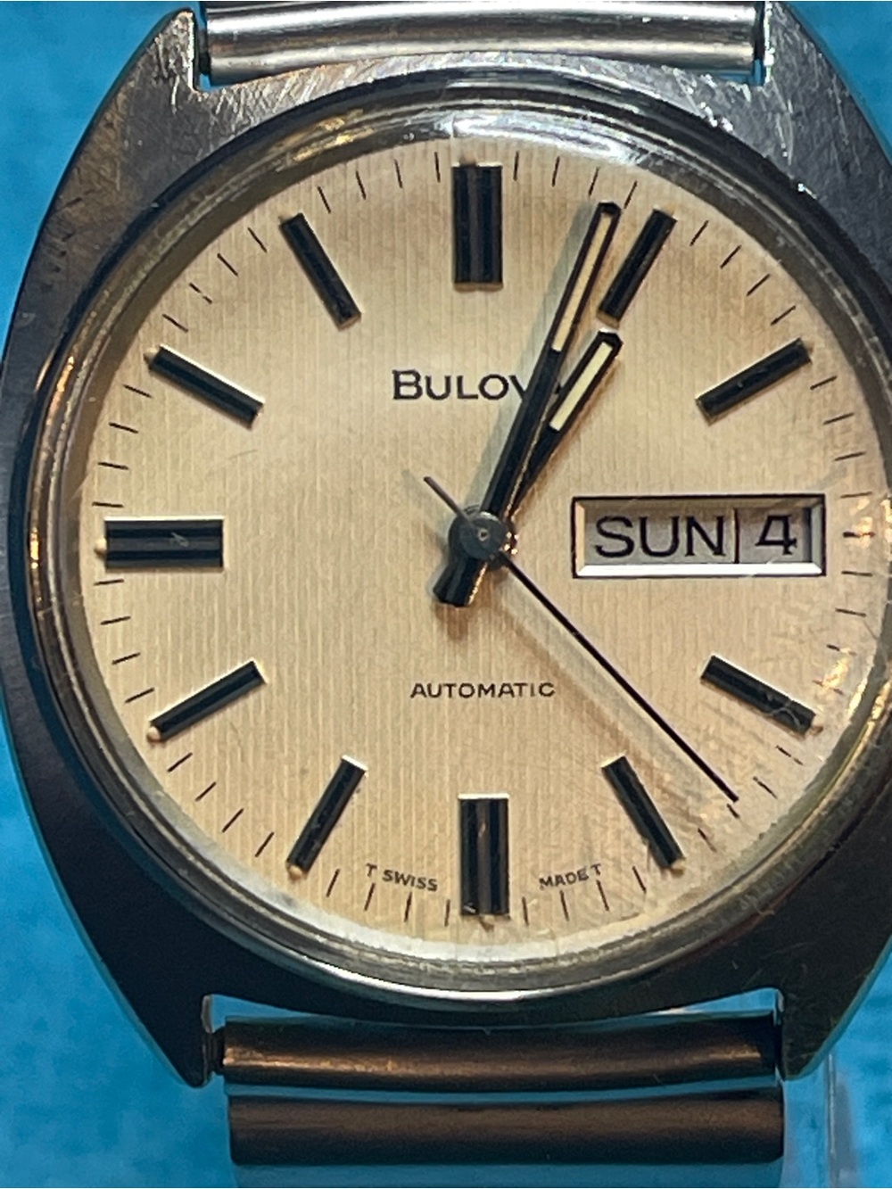 Bulova Automatic Day-Date Men's Watch - T Swiss Made T vintage 1970s